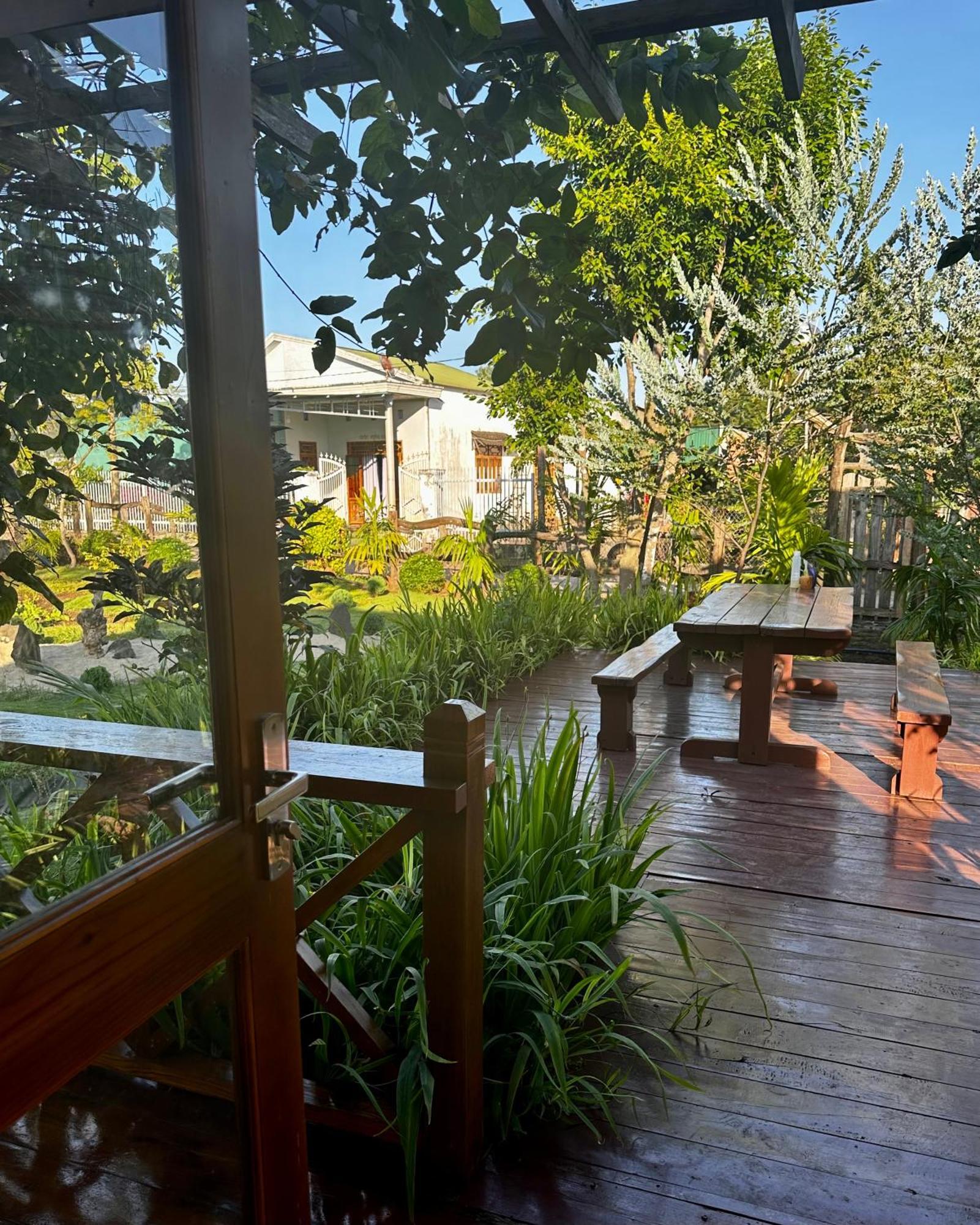 Dugiang Homestay バンメトート エクステリア 写真